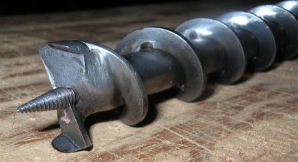 NW auger bit tip view